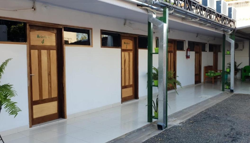 A Pousada Helecho'S Hostal Encarnación Exterior foto